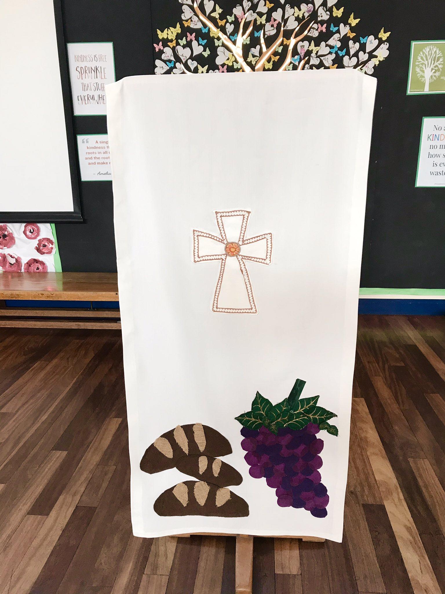 Lectern hanging 